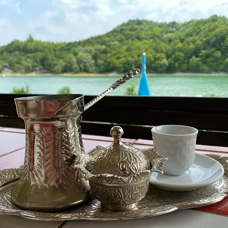 Jezero - Vikendica Snijeznica