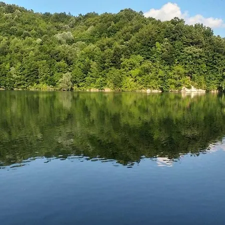 Jezero - Vikendica * Snijeznica