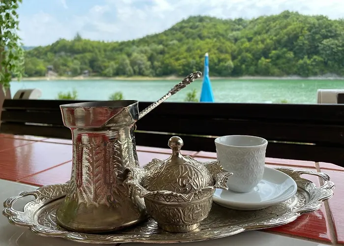 Jezero - Vikendica Snijeznica